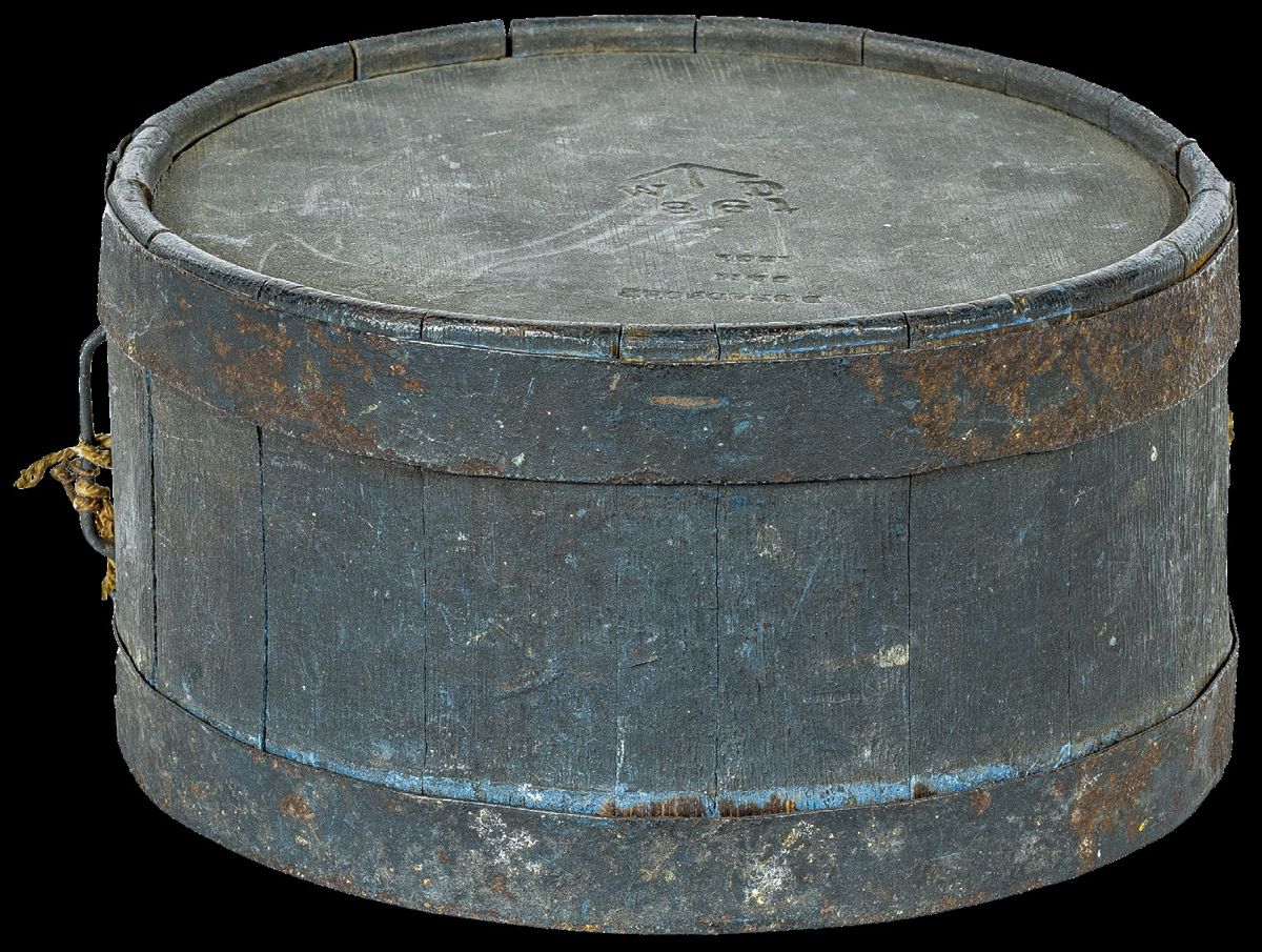 British Military Wooden Waterbottles Circa 1800-1874 — photograph 2 from the original article