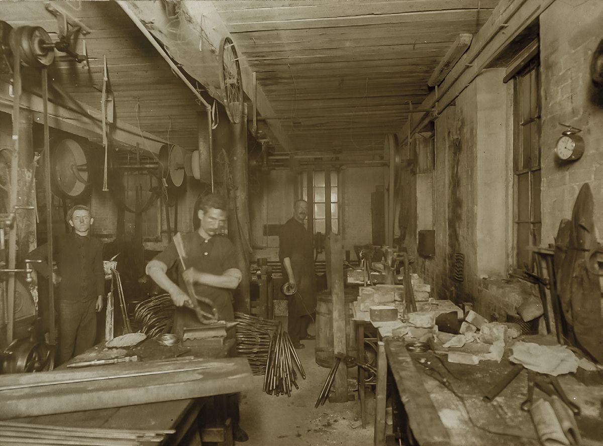 Inside the Ames Manufacturing Company — photograph 3 from the original article